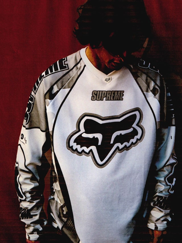 Supreme（シュプリーム）2025FW Week9 Fox Racineコラボ 着用画像（着画）