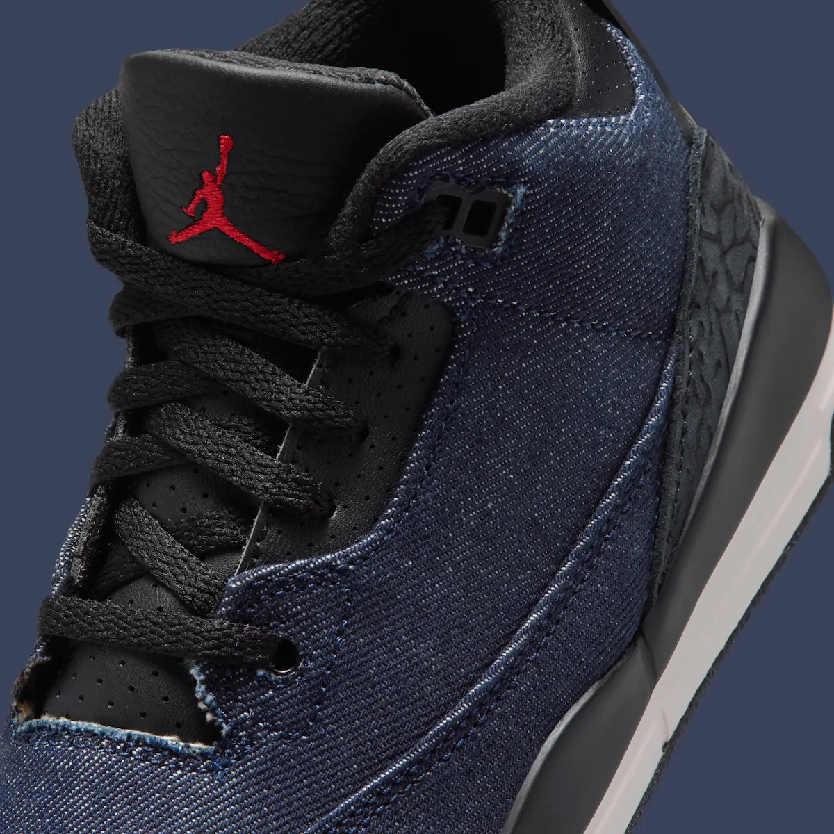 Levi’s × Jordan Brand Air Jordan 3 Indigo（リーバイス×ジョーダンブランド エアジョーダン3 リジッドカラー）IH7959-400