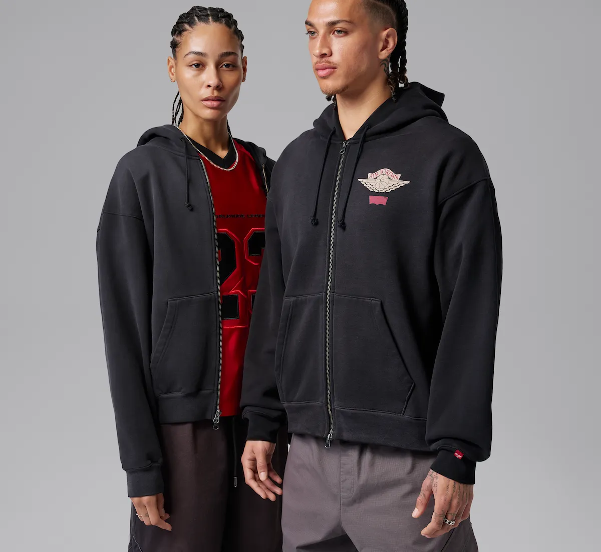 Levi’s × Jordan Brand 2026 フリース ジップ パーカー（リーバイス×ジョーダンブランド コラボコレクション）
