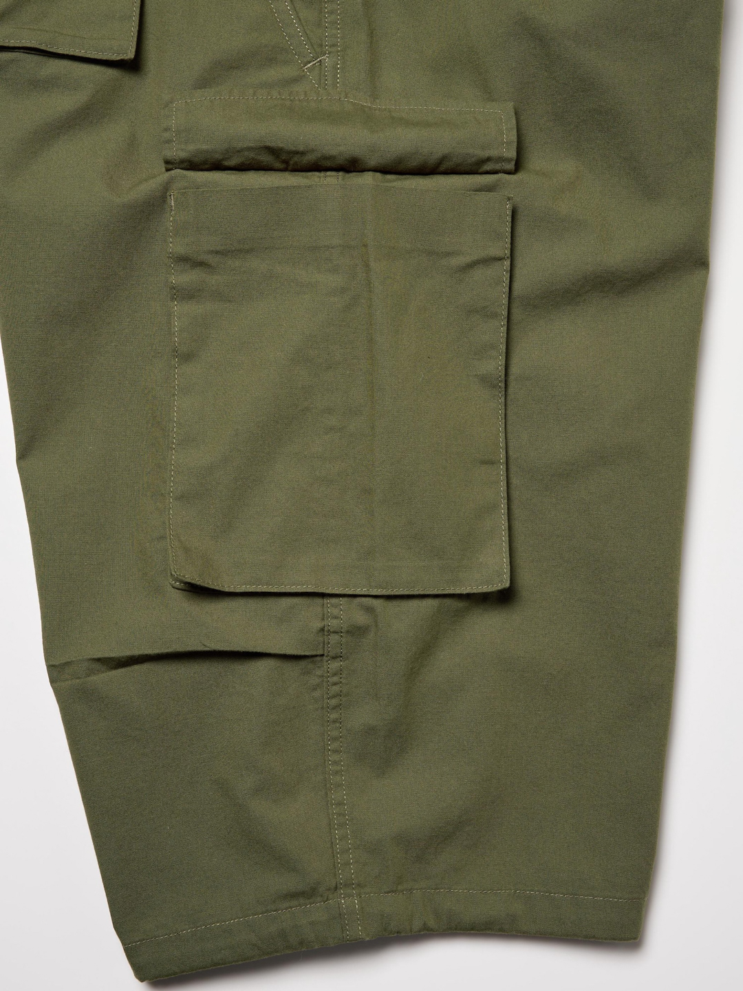 GU x ENGINEERED GARMENTS(ジーユー x エンジニアドガーメンツ) ユーティリティーショーツ|E360216-001