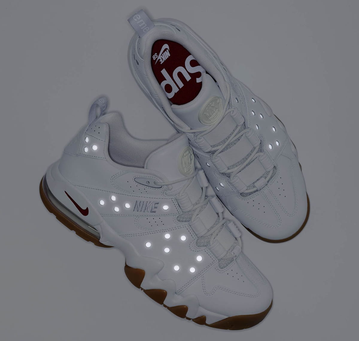 Supreme × Nike Nike SB Air Max 2 CB '94 Low White/Varsity Red/Gum Light Brown（シュプリーム×ナイキSB エアマックス2 CB '94 ロー ホワイト/バーシティレッド/ガムライトブラウン）