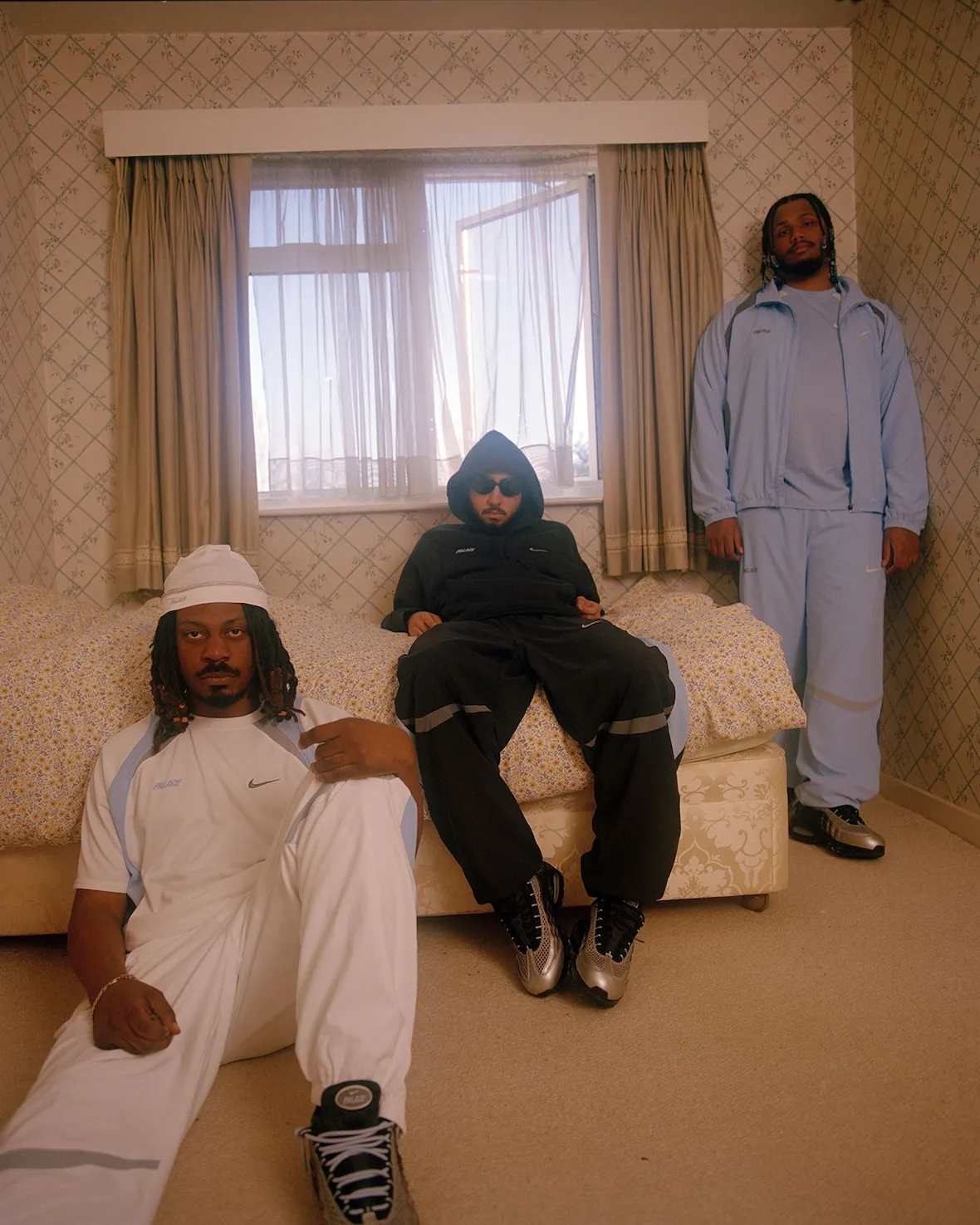 Palace Skateboards × Nike Air Max 95 (パレススケートボード×ナイキ エアマックス95)IQ7708-095の着用画像・着画