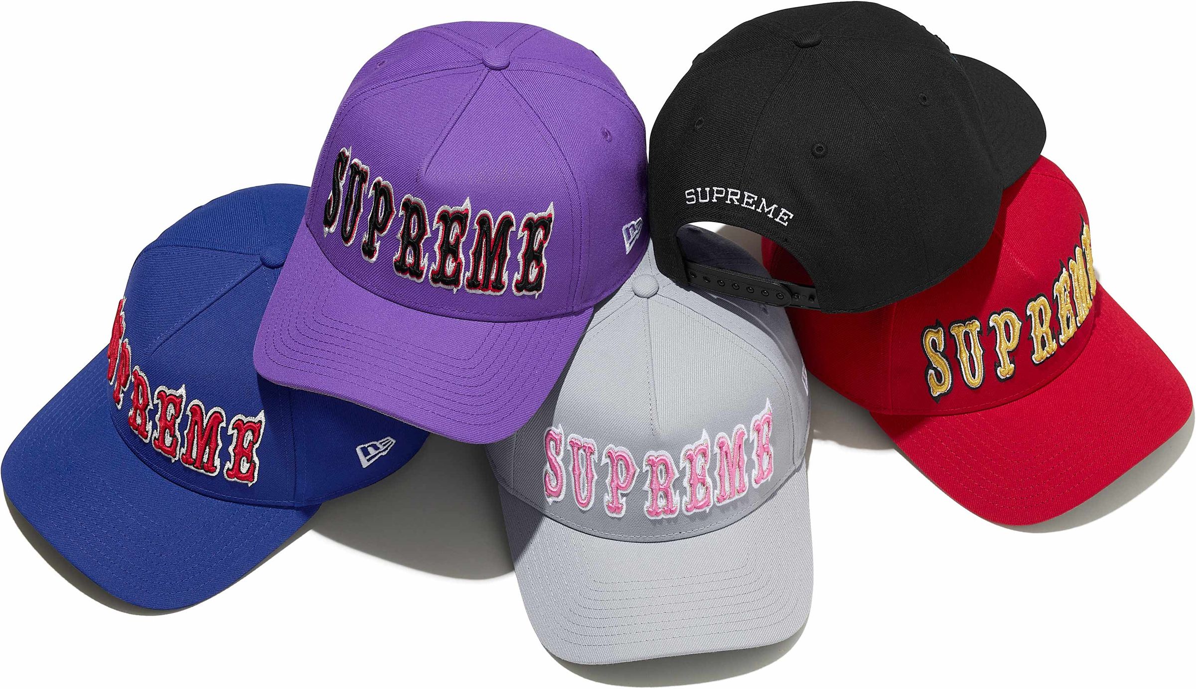 Supreme(シュプリーム) 2026SS Week15 Gothic Outline Adjustable New Era®