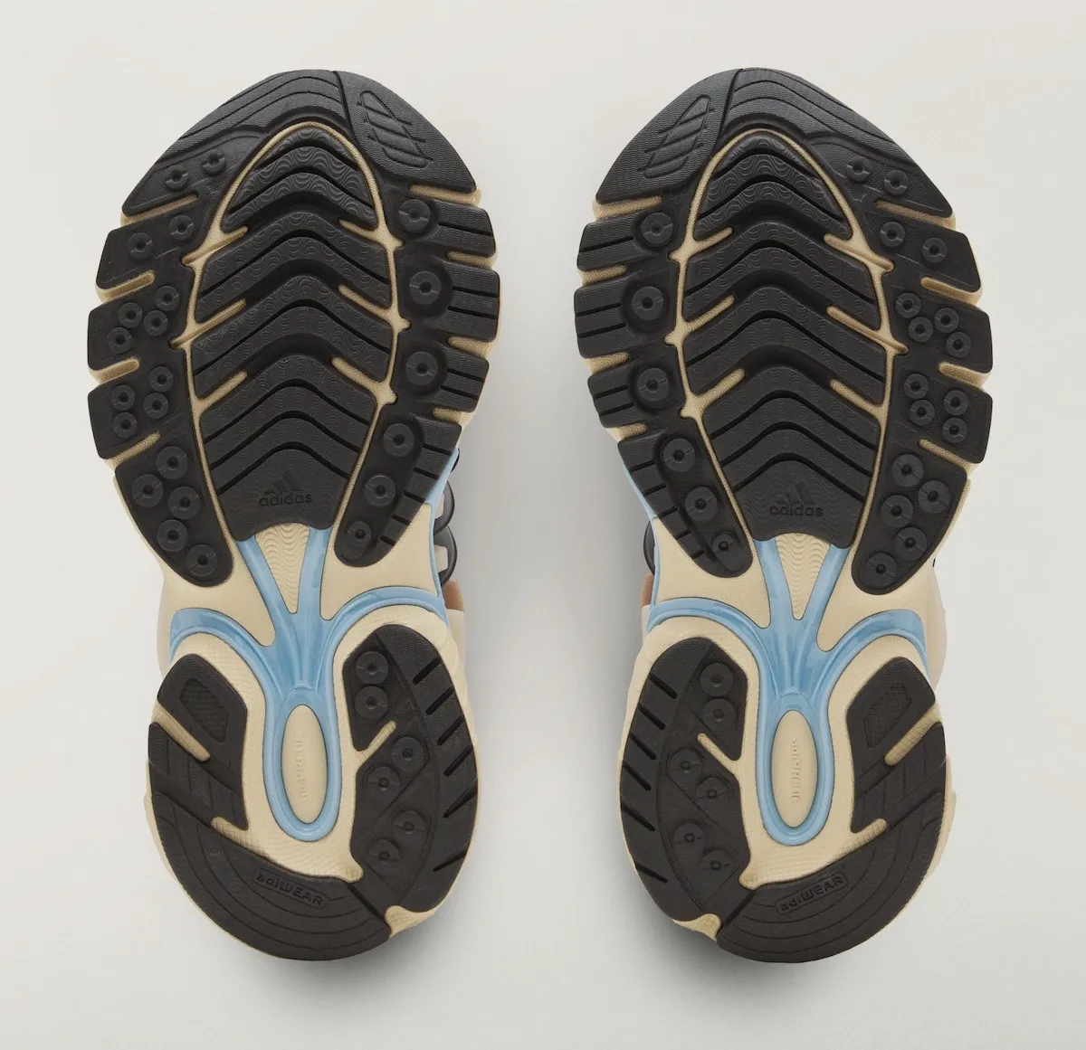Pharrell Williams × adidas Originals PW Adistar Jellyfish "Crystal Sand"(PW アディスター ジェリーフィッシュ “クリスタルサンド”)KH6729