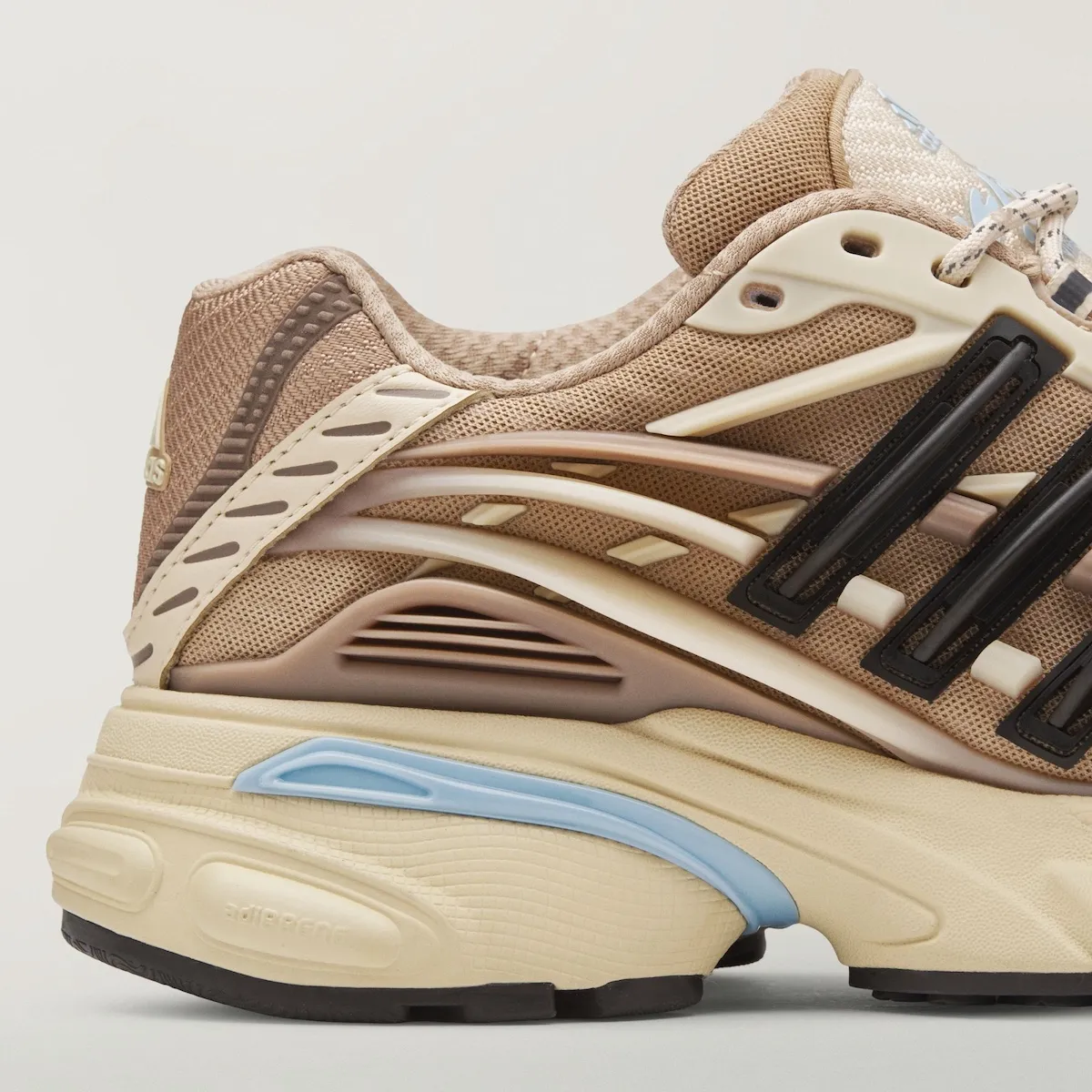 Pharrell Williams × adidas Originals PW Adistar Jellyfish "Crystal Sand"(PW アディスター ジェリーフィッシュ “クリスタルサンド”)KH6729