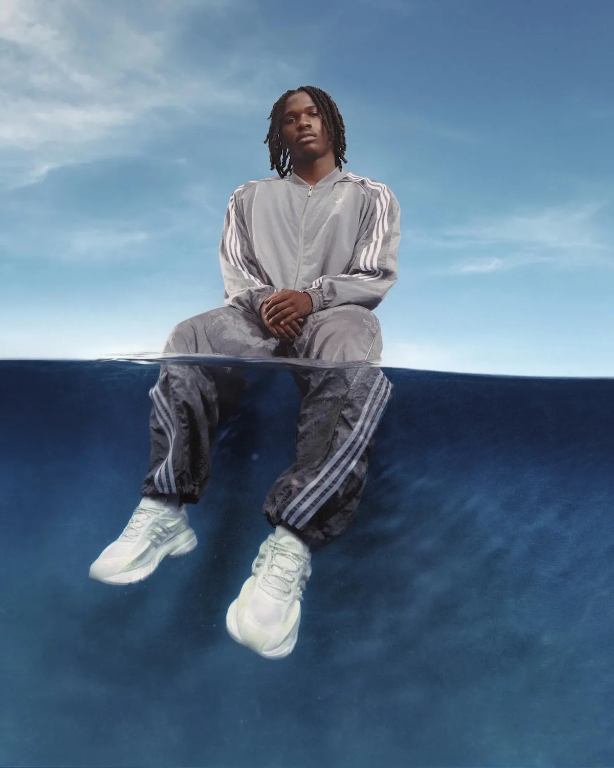 Pharrell Williams × adidas PW ADISTAR JELLYFISH Triple White(ファルコン × アディスター ジェリーフィッシュ トリプルホワイト)KH6730