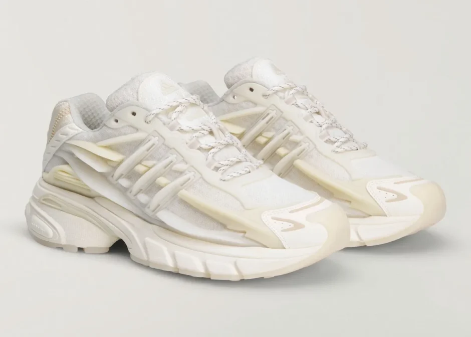 Pharrell Williams × adidas PW ADISTAR JELLYFISH Triple White（ファルコン × アディスター ジェリーフィッシュ トリプルホワイト）KH6730